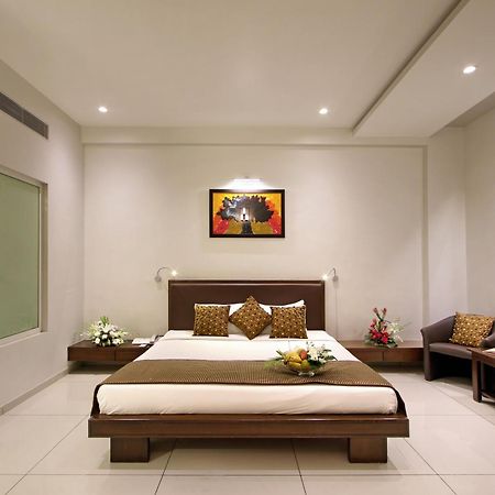 Prakruti Resort Vadodara Exterior photo