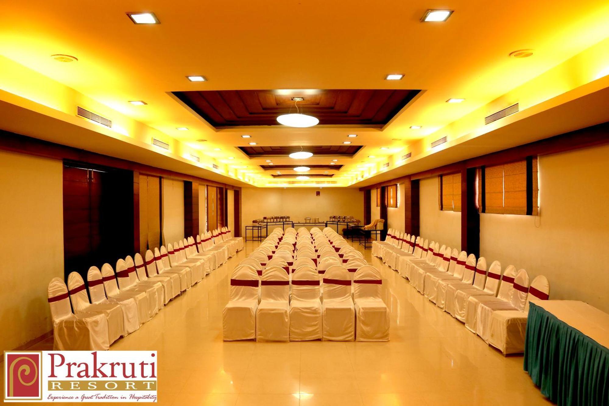 Prakruti Resort Vadodara Exterior photo